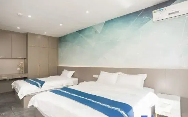 Yunxi Homestay (Academy Road Branch)