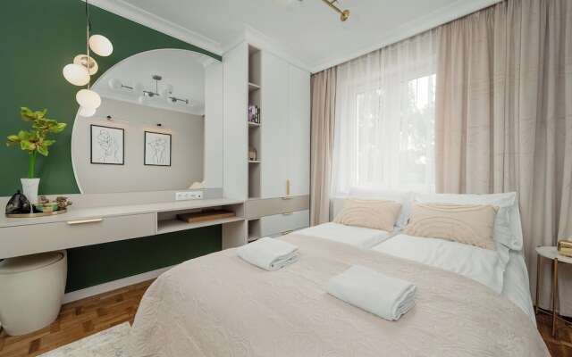 Charming Apartment by Renters