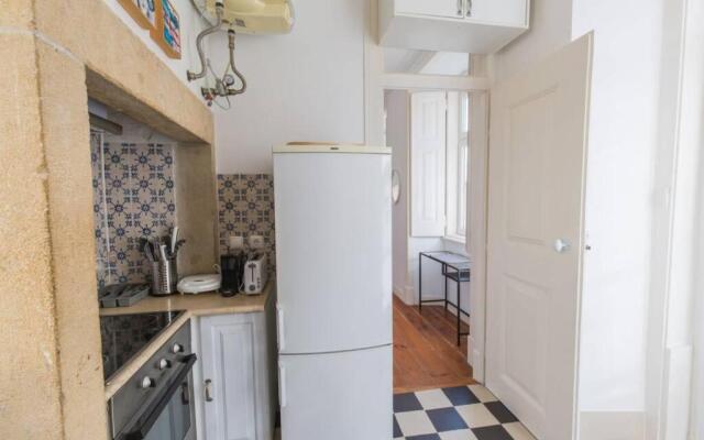 135 C - Quiet Charming Flat Historic Alfama Baixa