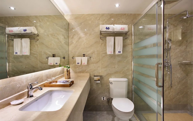 Wing Hotel Guilin- Pedestrian Street
