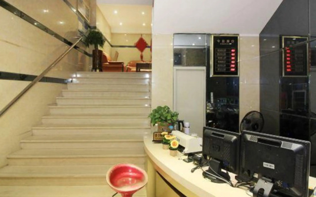 Zhuhai Pohu Hotel (Mingzhu Station)