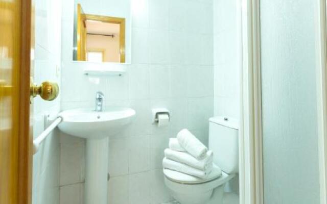 Hostal Dinanamarca