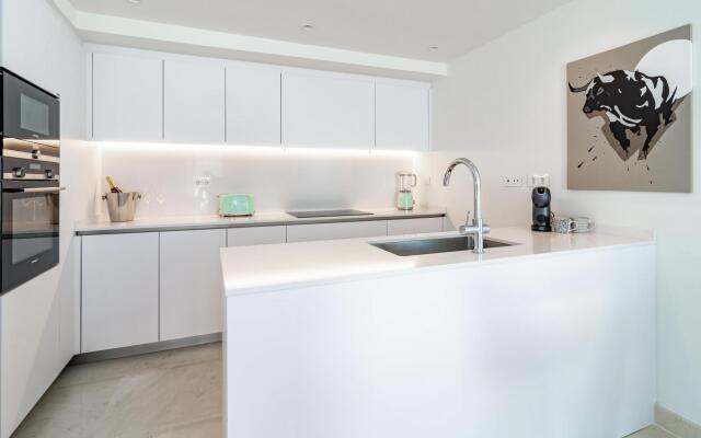 LMR1-Penthouse with 187m2 terrace and private pool