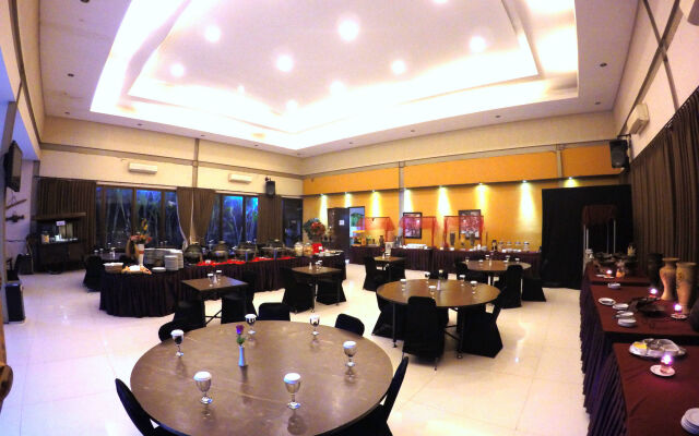 Grand Guci Hotel
