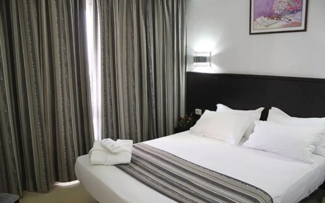 Andalucia Beach Hotel & Residence