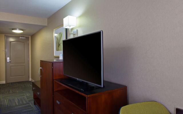 Hampton Inn & Suites Merced