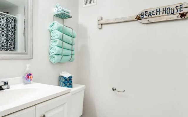 Seaside and Breezy Condo at the Victorian