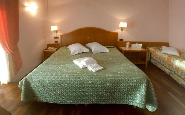 Hotel Lory