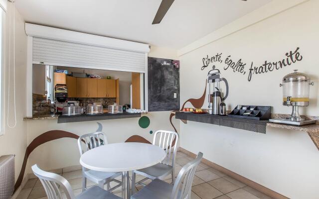 Le Consulat, An Ascend Collection Hotel
