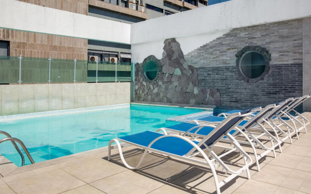 Jangadeiro Hotel e Convenções
