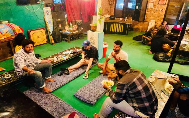 Skyard Hostel