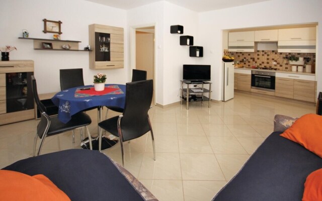 Amazing Home in Pula With Wifi and 2 Bedrooms