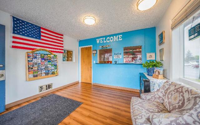 Royal Gateway Motel by OYO