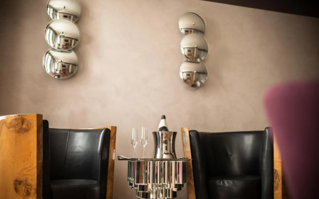 Liassidi Wellness Suites