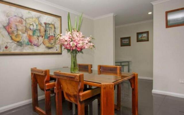 Nautilos on The Harbour