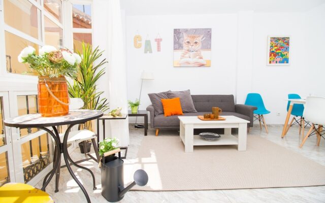 Spacious and Bright Apartment by La Recepción