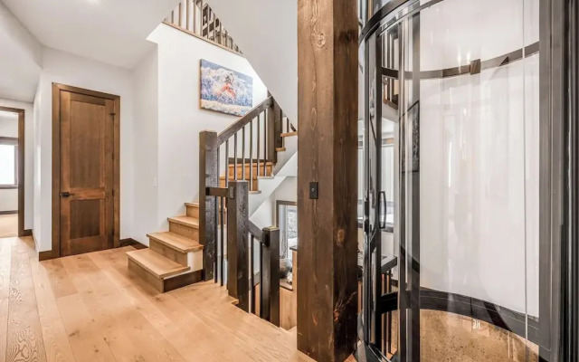 Opulence At Big White