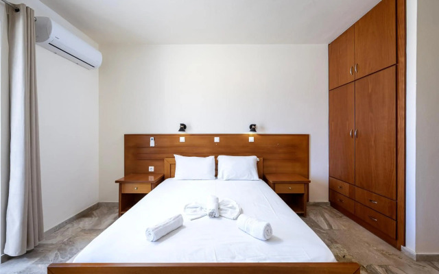 Mammis Beach Hotel