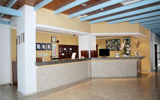 Kefalos - Damon Hotel Apartments