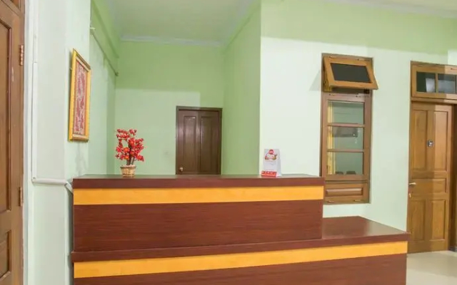 OYO 1419 Rhona Guest House Syariah