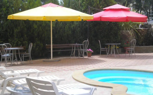 KraMan Guest House