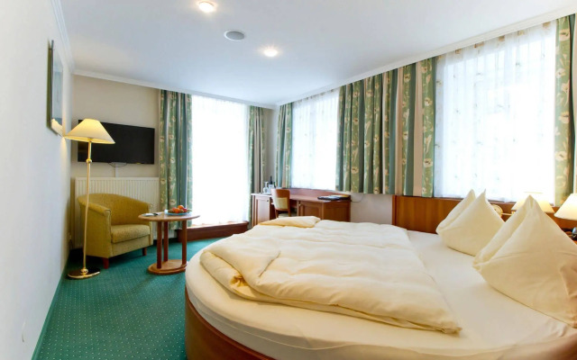 Seeboeckenhotel Zum Weissen Hirschen