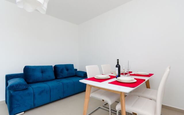 Apartments and Rooms Bianca