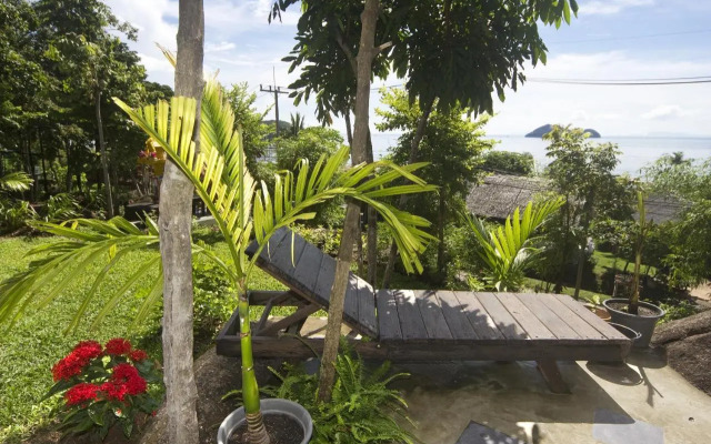 The Green Palm