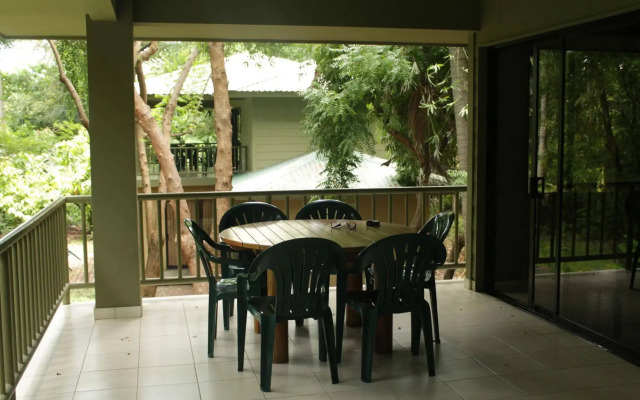 Puerto Barillas Marina & Lodge