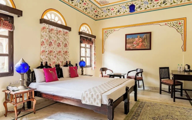 Dhula Garh  A Heritage Hotel