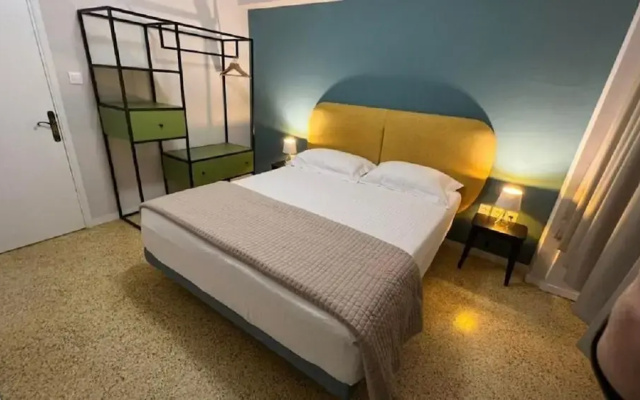 Crown Syntagma Apartment