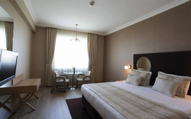 WOW Airport Hotel