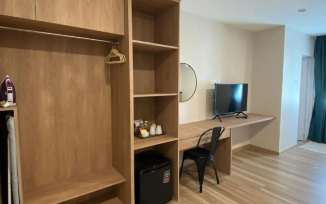 Savana Hotel & Serviced Apartments