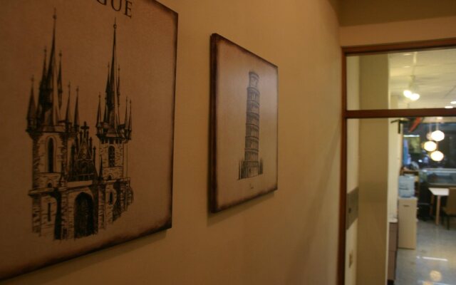Little House Hostel