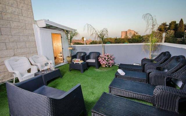 Atara Lodge