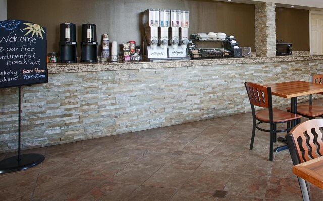 Best Western Smiths Falls Hotel