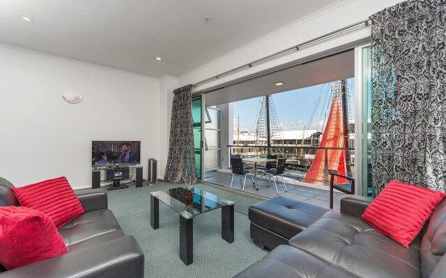 QV Attractive Princes Wharf West Apt - 423