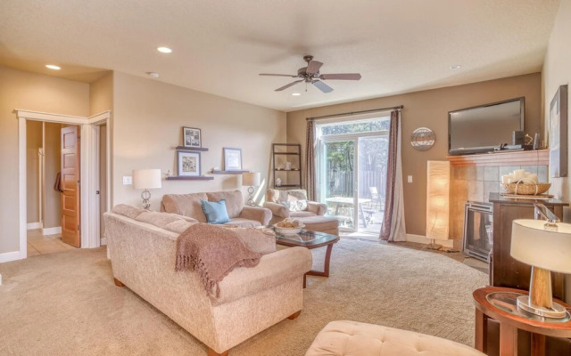 Beach Pine House