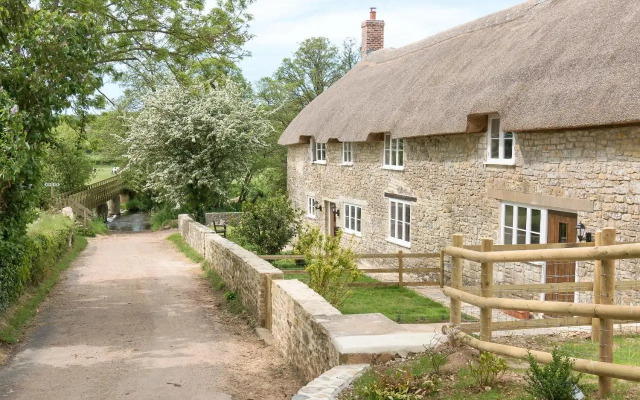 The Farmhouse At Higher Westwater