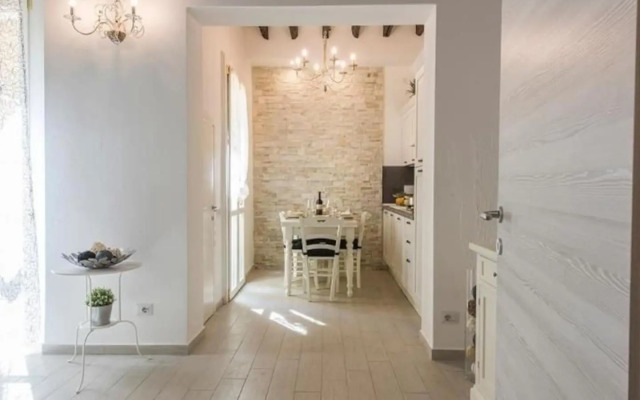 Cozy apartment with gym