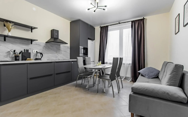 Vegas apartments (Вегас апартментс) на улице Александра Хохлова 7