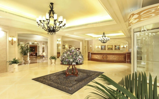 Rocks Hotel