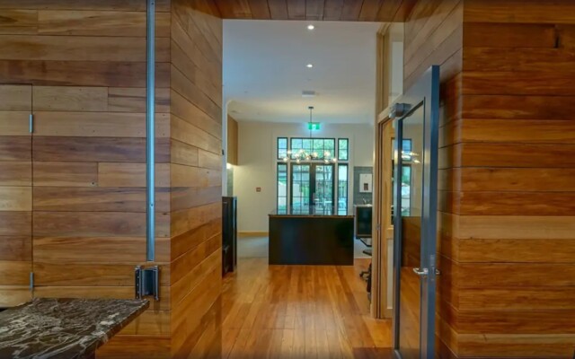 The Dwellington Hostel