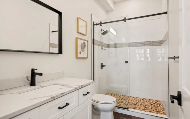 Zion's Haven #f4 4 Bedroom Townhouse