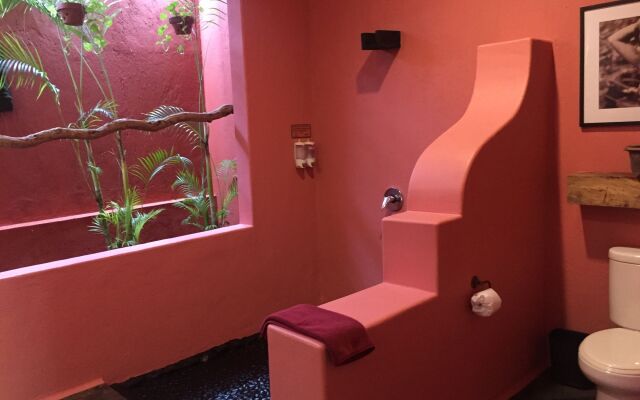 PinkCoco Uluwatu - Constant Surprises & for Cool Adults Only