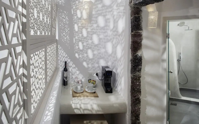 Antithesis Hotel