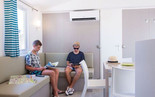 Camping Sunissim Le Domaine Les Mûriers