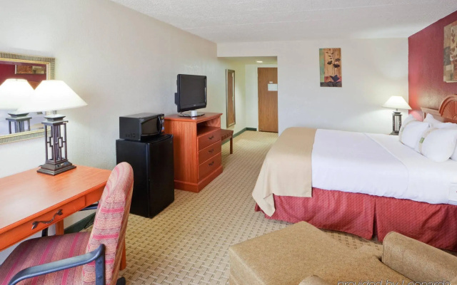 Holiday Inn Express Aberdeen by IHG