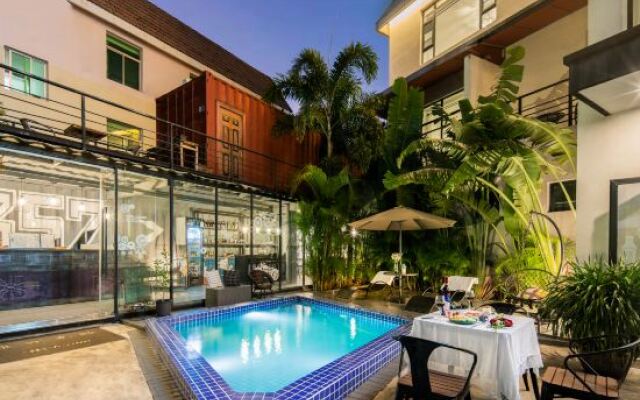 Beihai Oak Bi'an Resort Hotel (Yintan)