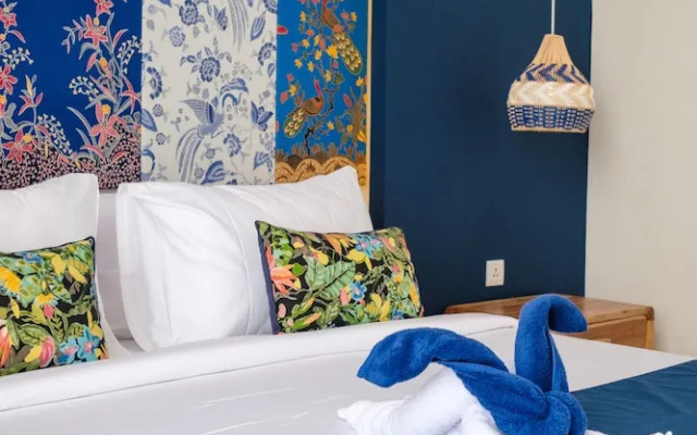 Omah Bleue Villa by Betterplace